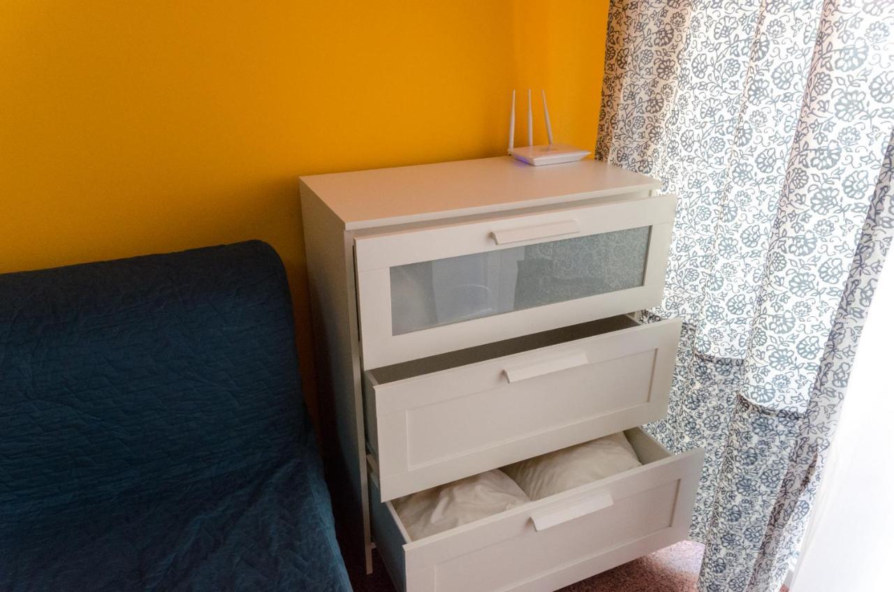 Econom Studio La Loma Apartment Торевиеха Екстериор снимка
