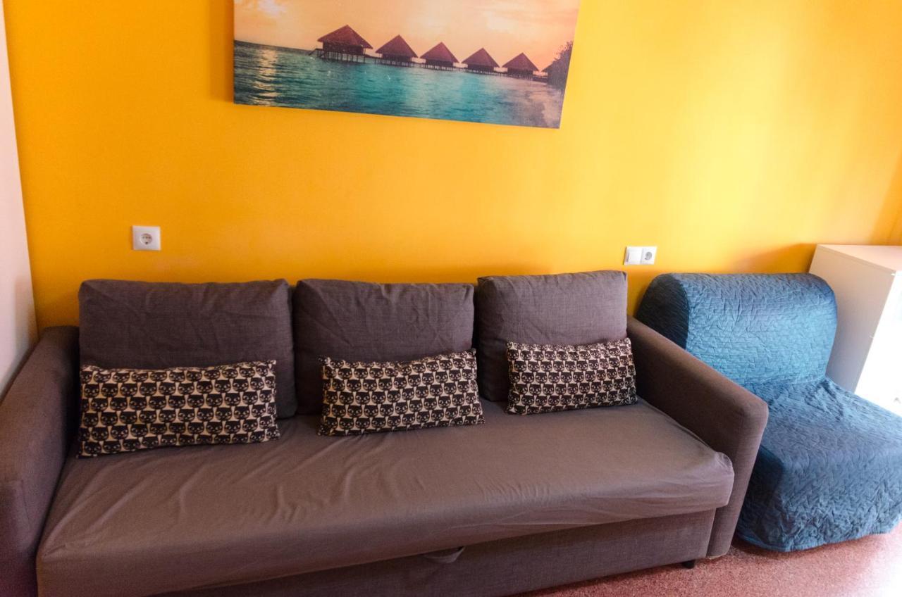 Econom Studio La Loma Apartment Торевиеха Екстериор снимка